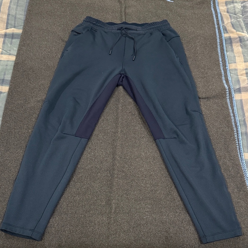 Men's Navy Lululemon Jogger Pants
